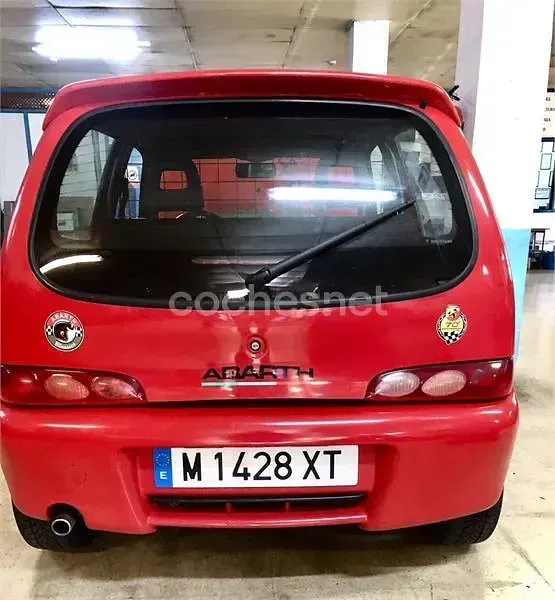 Usado Fiat Seicento 54 CV (39 kW) 1999 Rojo Utilitario