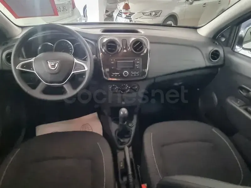 Usado Dacia Logan Ambiance 90 CV (66 kW) 2017 Blanco Berlina