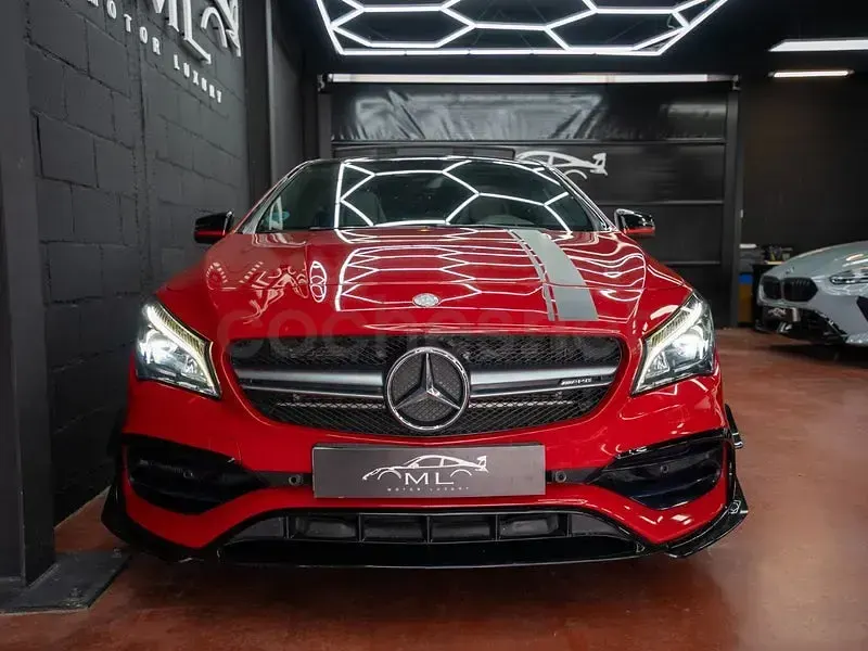 Käytetty Mercedes CLA45 AMG 381 HP (280 kW) 2017 Punainen Sedan