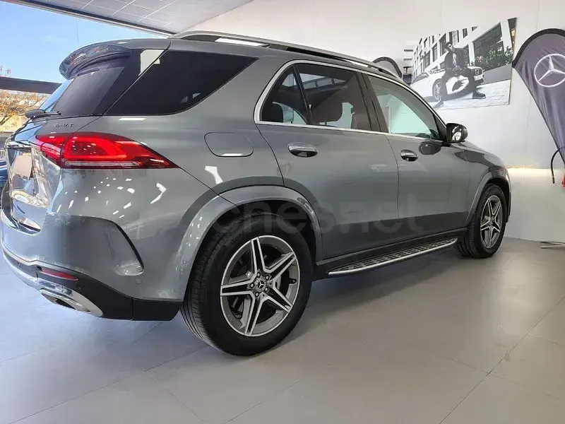 Usado Mercedes GLE350 de 320 CV (235 kW) 2022 Gris / plata SUV