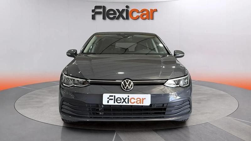 Usado VW Golf VIII Life 116 CV (85 kW) 2021 Gris Utilitario
