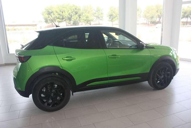 Usado Opel Mokka S 136 CV (100 kW) 2024 Verde SUV