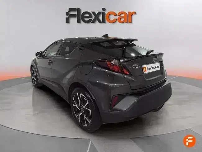 Usado Toyota C-HR Advance 122 CV (89 kW) 2021 Gris SUV