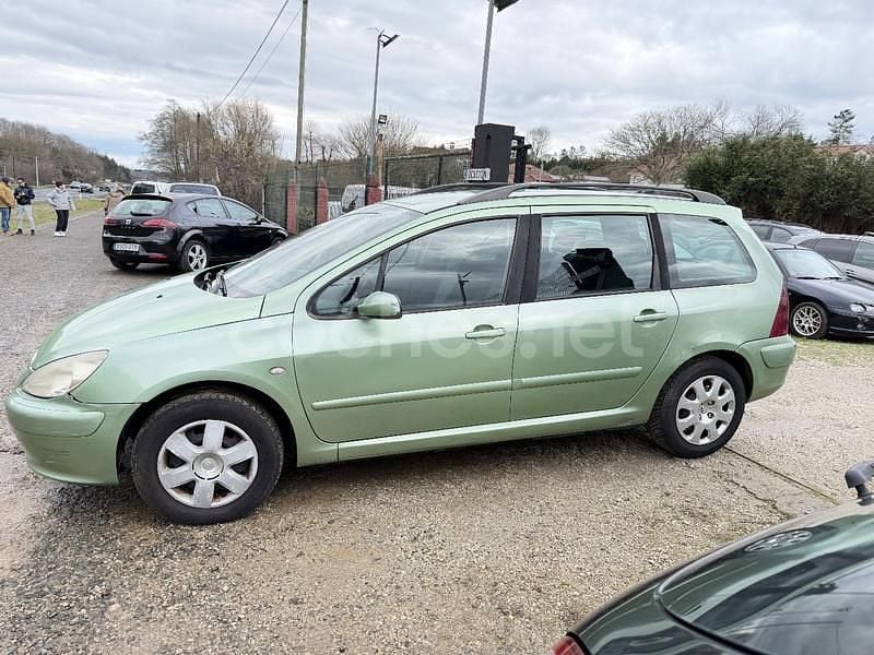 Usado Peugeot 307 110 CV (80 kW) 2005 Verde Familiar