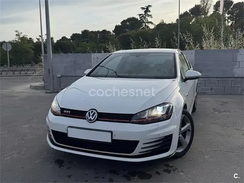 Usado VW Golf VII GTI 220 CV (161 kW) 2016 Blanco Berlina