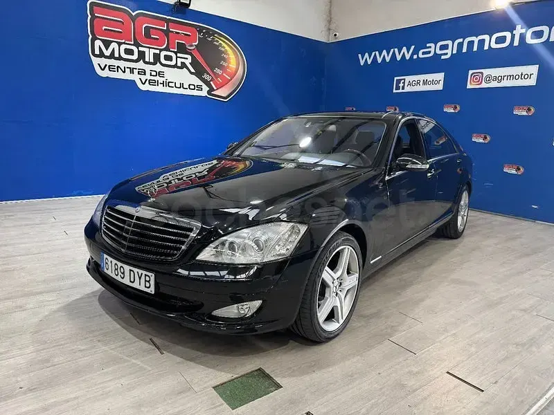 Usado Mercedes S500 306 CV (225 kW) 2006 Negro Berlina