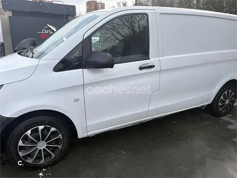Usado Mercedes Vito Marco Polo 88 CV (64 kW) 2019 Blanco Van