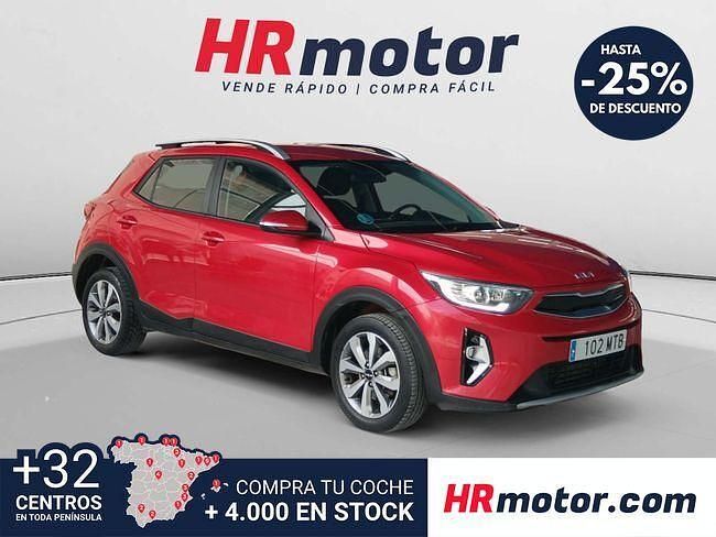 Usado Kia Stonic 100 CV (73 kW) 2024 Rojo SUV
