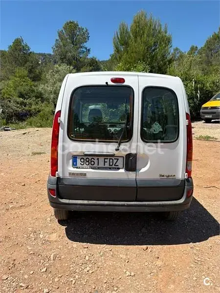 Usado Renault Kangoo 105 CV (77 kW) 2009 Blanco Monovolumen