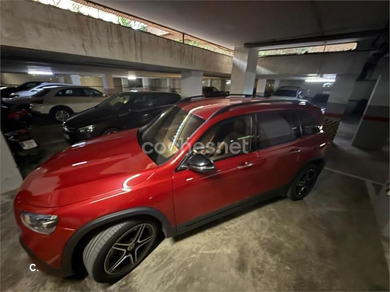 Usado Mercedes GLB200 150 CV (110 kW) 2023 Rojo SUV