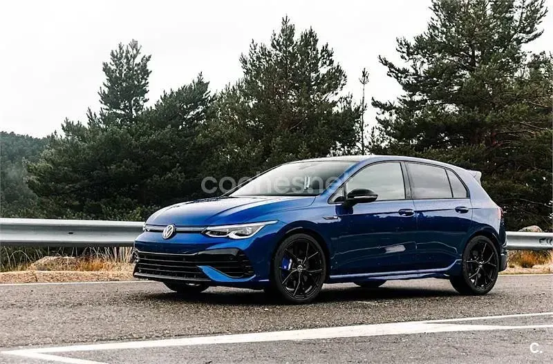 Usado VW Golf VIII R 320 CV (235 kW) 2023 Azul Berlina
