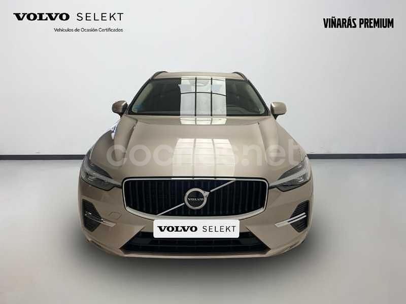 Usado Volvo XC40 Core 197 CV (144 kW) 2024 Beige SUV