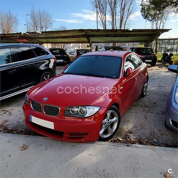 Rojo Usado 2008 BMW 125 Coupé Coupe | 18.000 € - Imagen 1/4