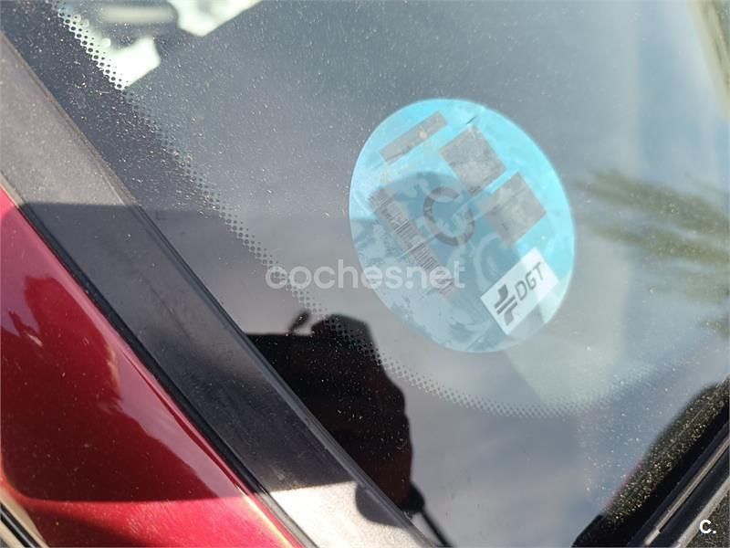 Usado BMW 218 150 CV (110 kW) 2017 Rojo Familiar