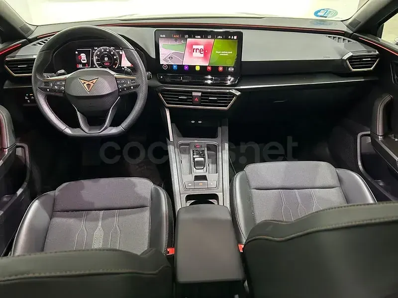Usado Cupra Leon 150 CV (110 kW) 2025 Negro Berlina