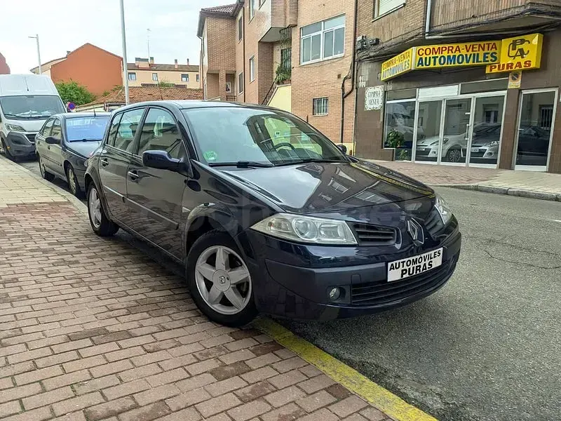 Usado Renault Mégane 110 CV (80 kW) 2007 Azul Berlina
