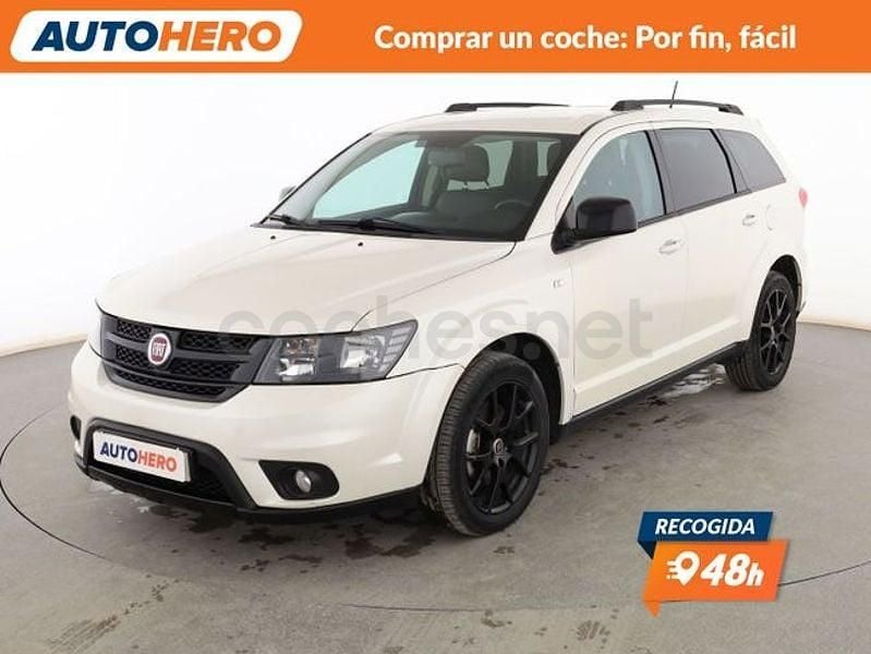 Usado Fiat Freemont Black Code 170 CV (125 kW) 2015 Blanco SUV