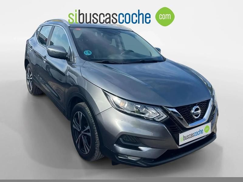 Usado Nissan Qashqai Style Edition 140 CV (102 kW) 2021 Gris/plata SUV