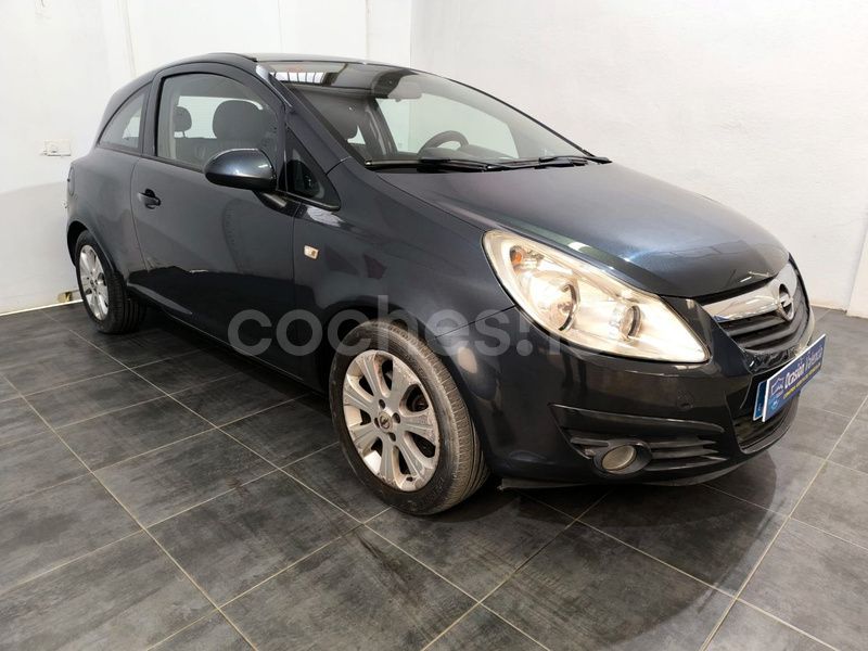 Usado Opel Corsa 90 CV (66 kW) 2009 Gris / plata Berlina