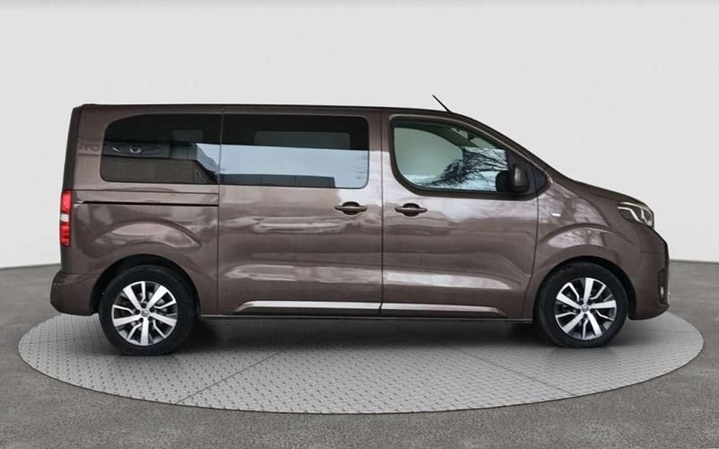 Usado Toyota Proace Advance 150 CV (110 kW) 2020 Marrón Monovolumen