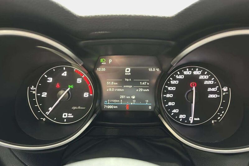 Usado Alfa Romeo Stelvio Ti 211 CV (155 kW) 2022 Blanco SUV