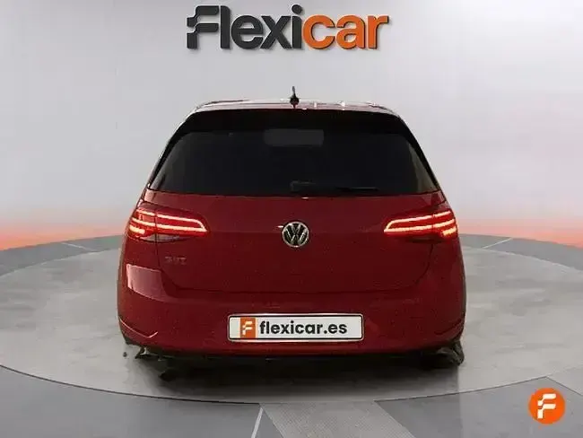 Usado VW Golf VII GTI 245 CV (180 kW) 2017 Rojo Utilitario