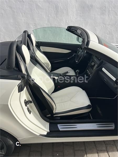 Usado Mercedes SLK200 2LOOK Edition 184 CV (135 kW) 2010 Blanco Descapotable