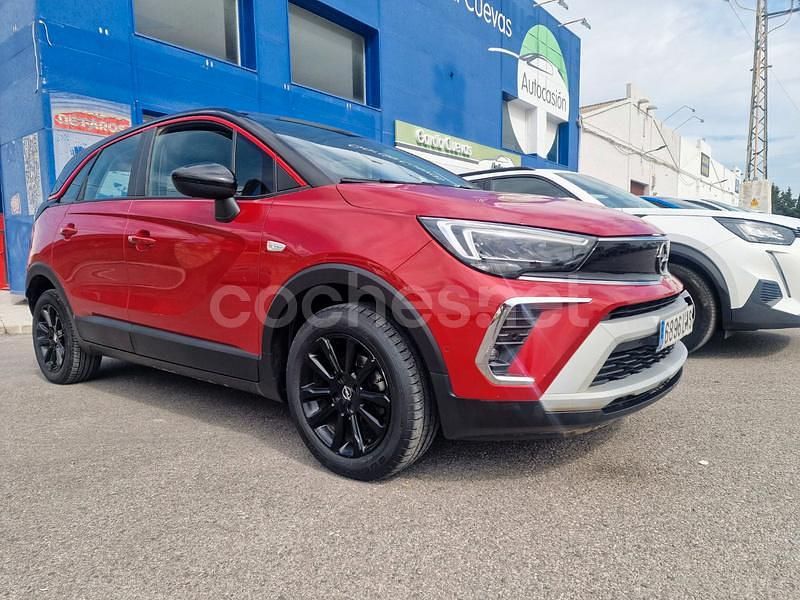 Granate Usado 2021 Opel Crossland GS Line SUV | 14.500 € (Precio justo) - Imagen 1/4