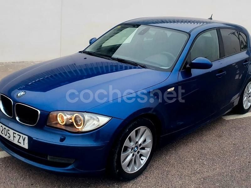 Usado BMW 116 122 CV (89 kW) 2008 Azul Utilitario