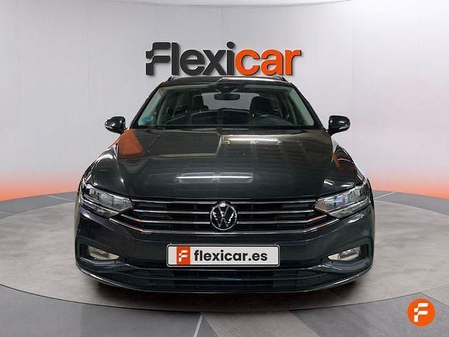Usado VW Passat 122 CV (89 kW) 2020 Gris Familiar