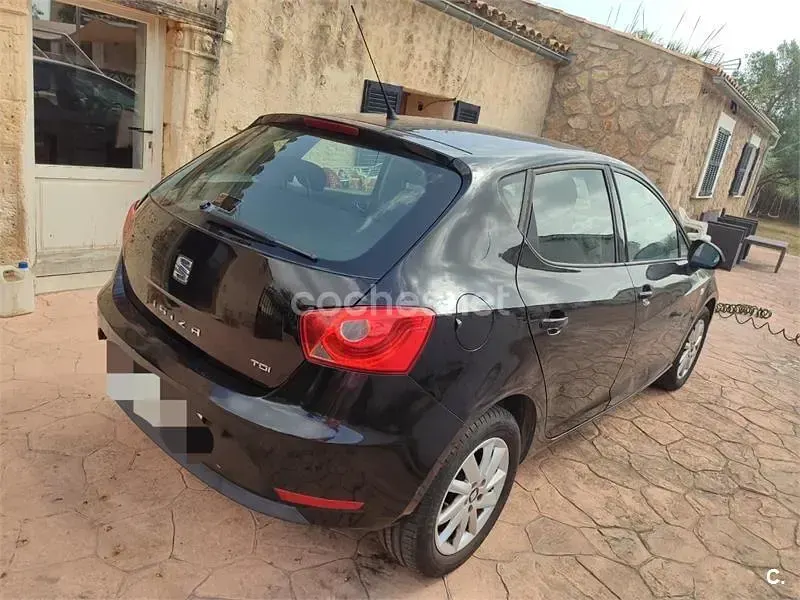 Usado Seat Ibiza Style 90 CV (66 kW) 2015 Amarillo Berlina