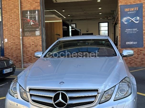 Gris / plata Usado 2009 Mercedes E350 Coupe | 17.500 € (Un poco caro) - Imagen 1/4