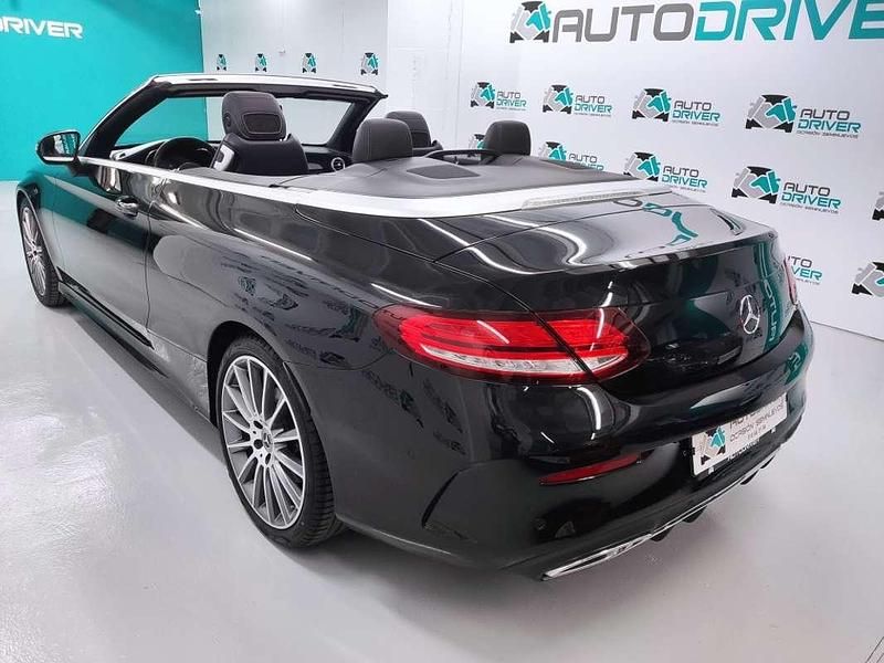 Usado Mercedes C220 194 CV (142 kW) 2020 Negro Descapotable