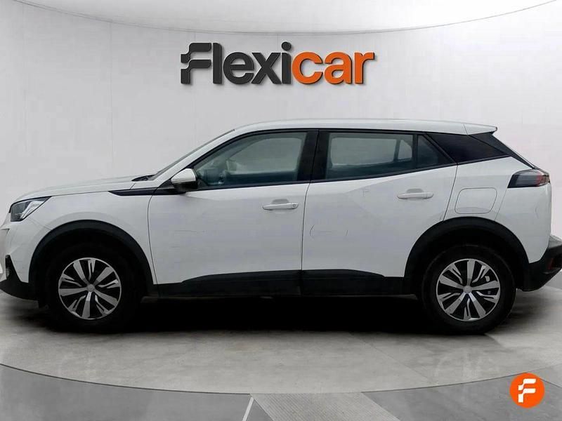 Usado Peugeot 2008 Active 110 CV (80 kW) 2021 Blanco SUV