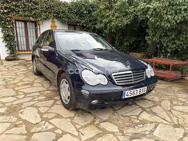Azul Usado 2002 Mercedes C220 Classic Berlina | 3800 € (Buen precio) - Imagen 1/4