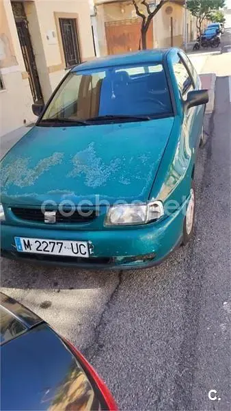 Usado Seat Ibiza 60 CV (44 kW) 1996 Verde Utilitario