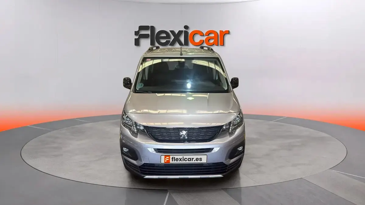 Usado Peugeot Rifter GT-line 131 CV (96 kW) 2019 Gris Monovolumen