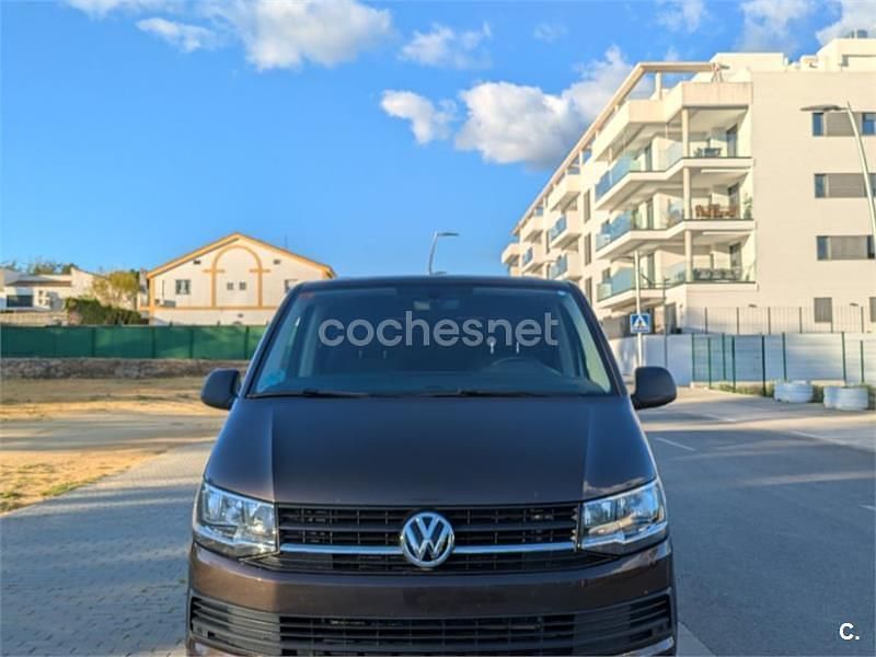 Usado VW Caravelle Trendline 150 CV (110 kW) 2018 Marrón Van