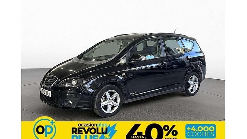 Usado Seat Altea XL Reference 105 CV (77 kW) 2012 Negro Monovolumen