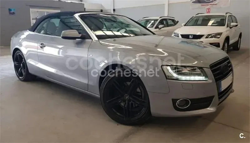 Usado Audi A5 Cabriolet S-Line 170 CV (125 kW) 2011 Gris / plata Descapotable