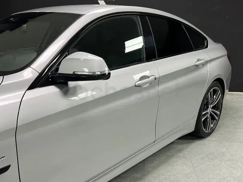 Usado BMW 420 Gran Coupé Shadowline 190 CV (139 kW) 2017 Gris / plata Coupe