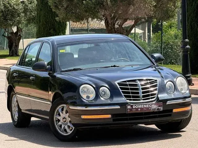 Usado Kia Opirus EX 203 CV (149 kW) 2006 Negro Berlina