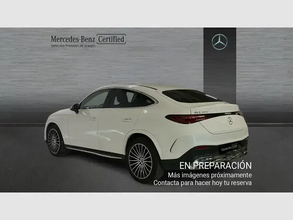Usado Mercedes GLC200 204 CV (150 kW) 2023 Blanco SUV
