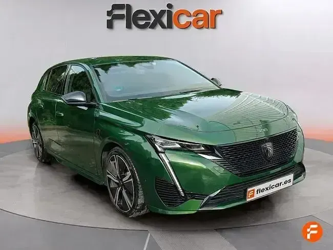 Usado Peugeot 308 SW GT 180 CV (132 kW) 2021 Verde Familiar