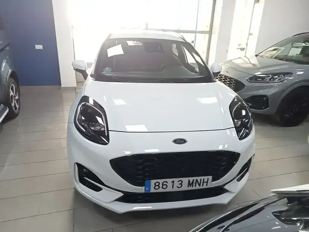 Używany Ford Puma ST-Line 125 KM (91 kW) 2024 Biały SUV