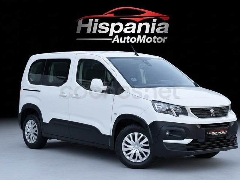 Usado Peugeot Rifter Active 100 CV (73 kW) 2021 Blanco Monovolumen