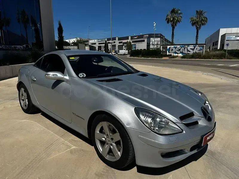 Usado Mercedes SLK200 163 CV (119 kW) 2005 Gris / plata Descapotable