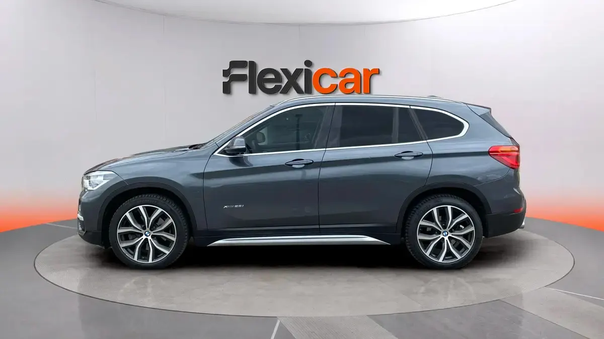 Usado BMW X1 231 CV (169 kW) 2018 Gris SUV