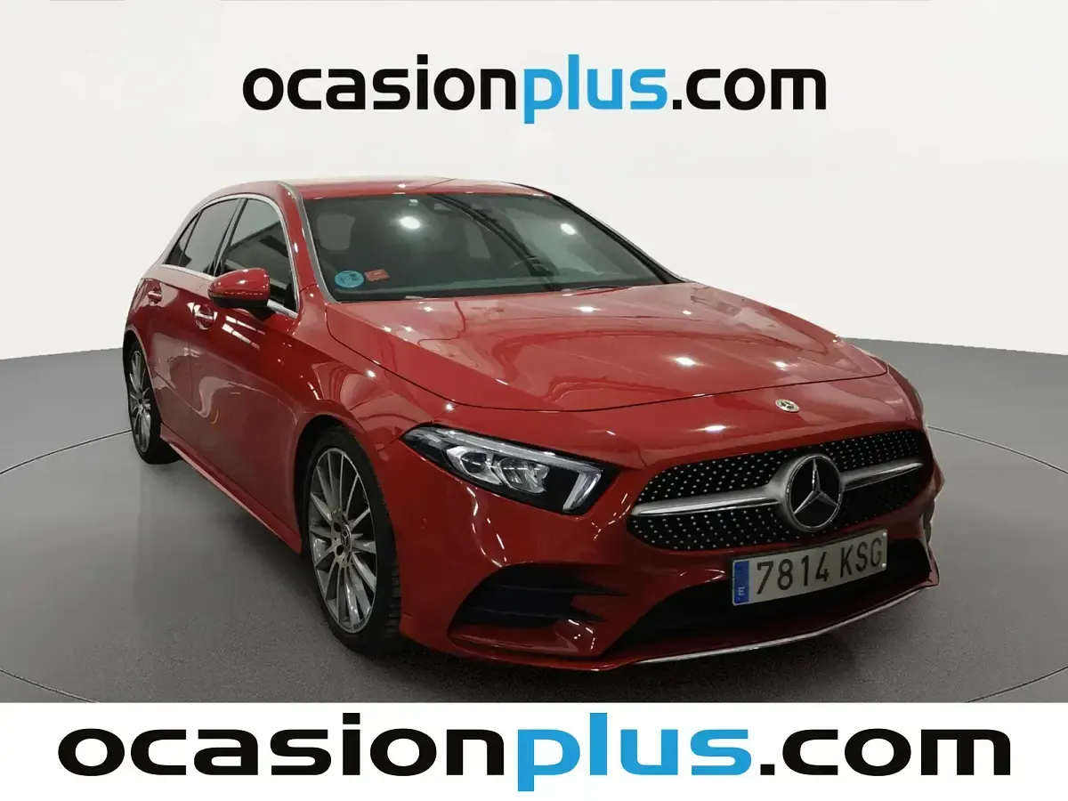 Usado Mercedes A180 116 CV (85 kW) 2018 Rojo Berlina