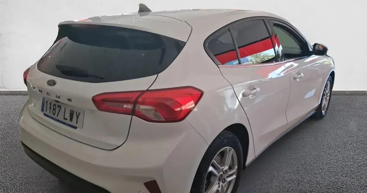 Usado Ford Focus Trend+ 120 CV (88 kW) 2022